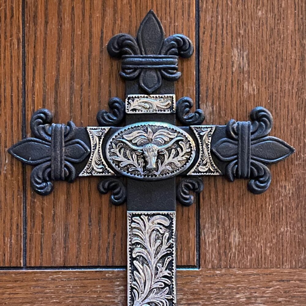 Hanging Cross - Western Style Fleur Di Leis w/Longhorn 12" x 9"